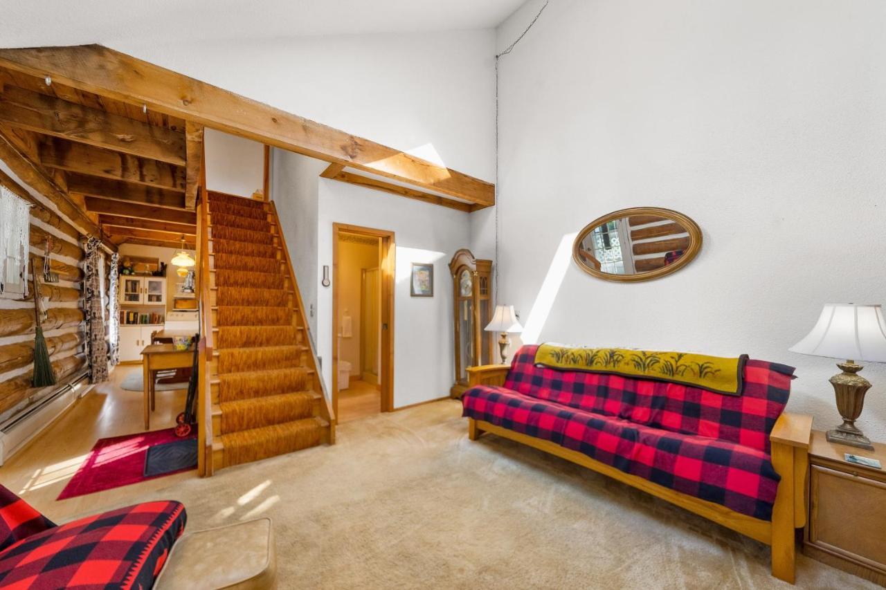 Cozy Condo By Tripp Lake Warrensburg 外观 照片